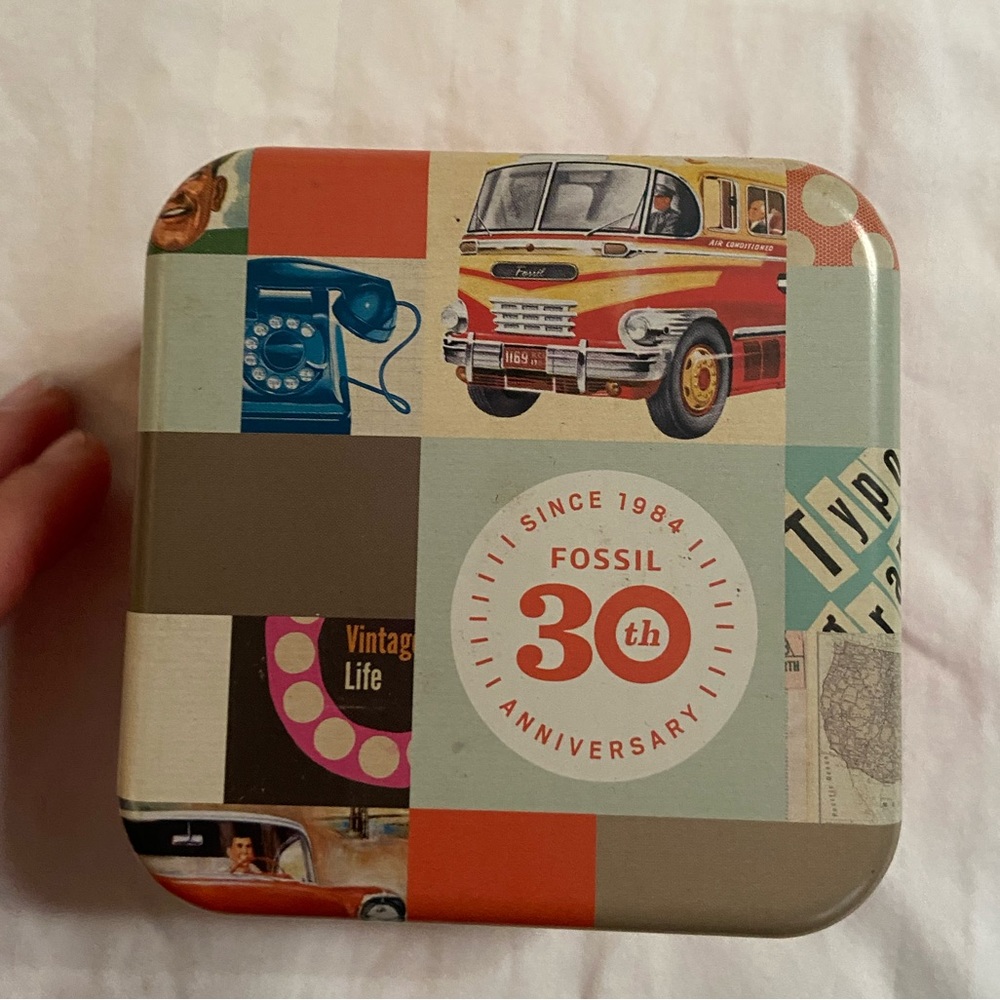 Fossil tin